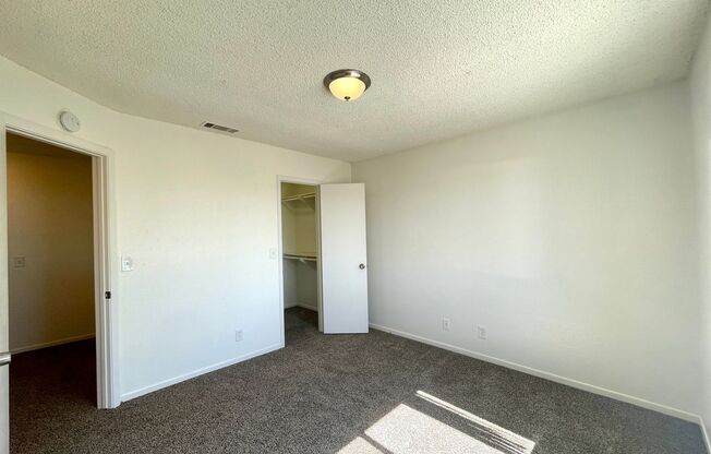 2 beds, 1.5 baths, 850 sqft, $2,100, Unit Unit B