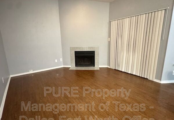 810 203 CASTLEGLEN DR