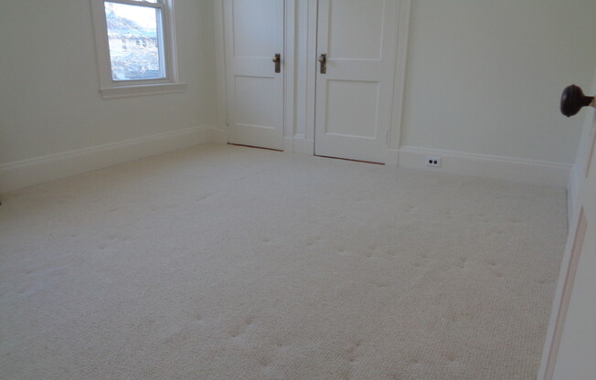 12 WAVERLEY ST