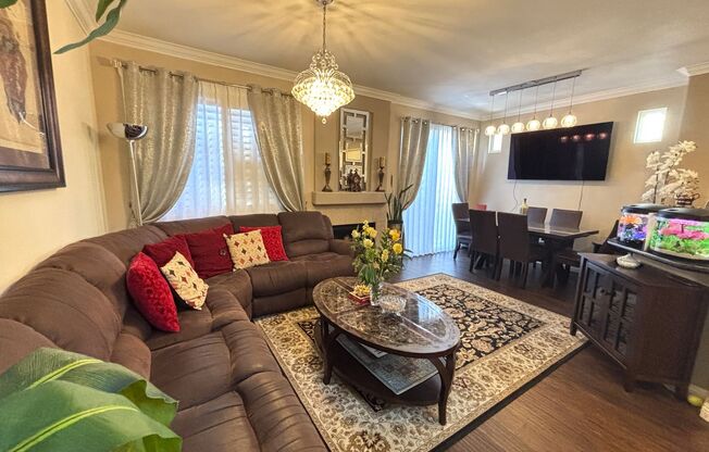 Beautiful Aliso Viejo Single Family Home