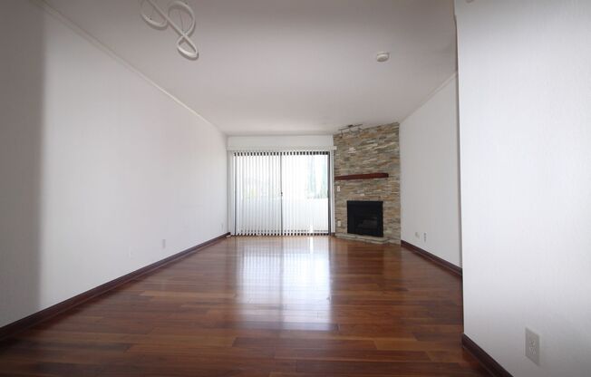 4844 RIVERTON AVE.