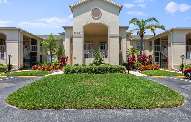 SEASONAL RENTAL IN STONEYBROOK IN ESTERO!!