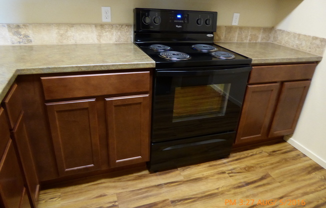 3 beds, 2 baths, 1,197 sqft, $1,695, Unit Unit # 208