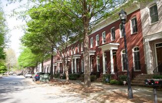 Fantastic 2+ bedroom 3 bath townhome in incredible Inman Park