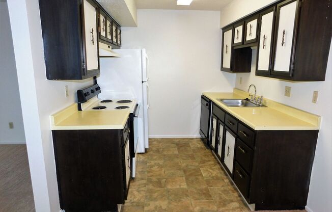 1 bed, 1 bath, 637 sqft, $850, Unit 02 - 202