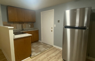 2 beds, 1 bath, 800 sqft, $1,895, Unit 134-3