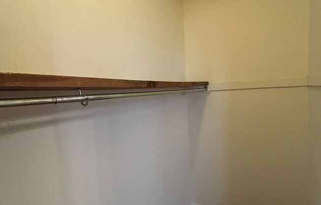 1 bed, 1 bath, 525 sqft, $1,645, Unit 225-G3