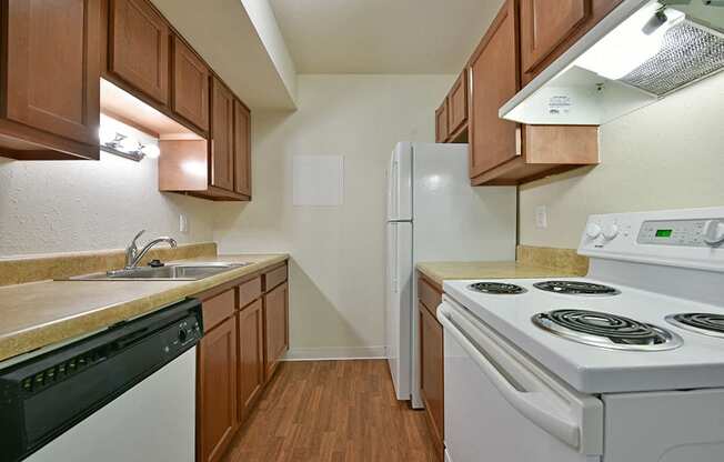 Equipped Kitchen at Perry Place, Grand Blanc, 48439