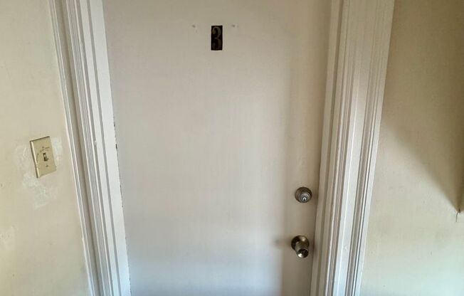 409 North Avenue Verona, PA, 15147 (Full Service)