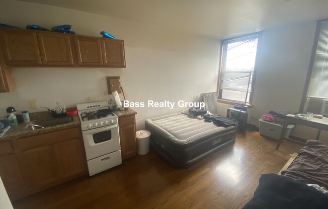4806 N KEDZIE