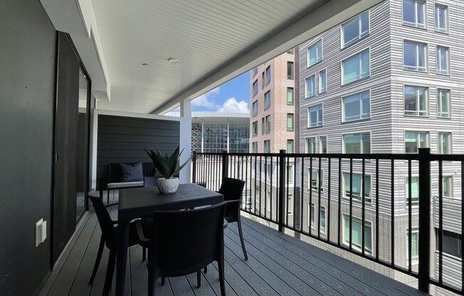 2 beds, 2 baths, 1,060 sqft, $4,000, Unit 409