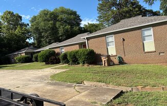 937 KINGS RD