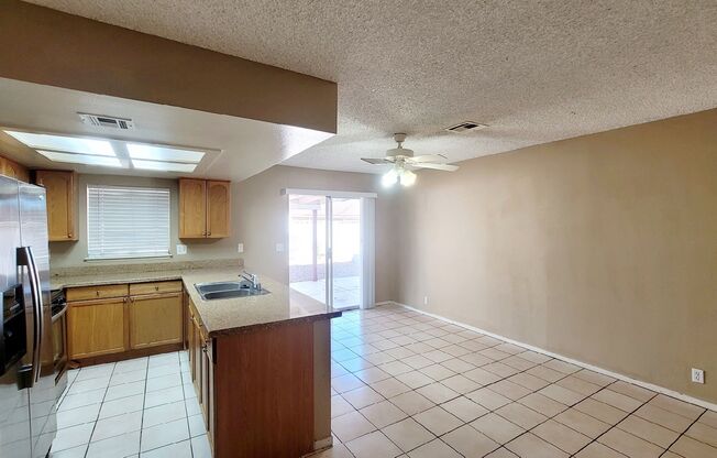 6208 Old Trail Rd - 4 bedrooms, 2 bathrooms 1522 SQFT