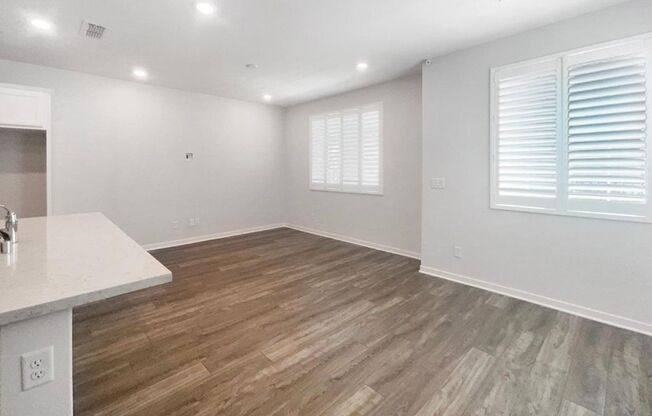 3 beds, 2.5 baths, $2,995, Unit # 65101