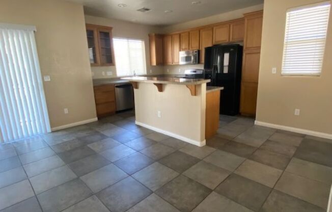 4 Bedroom Corner Lot