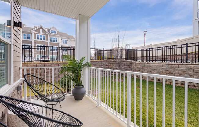 Glen Oaks Apartment in Wall, NJ