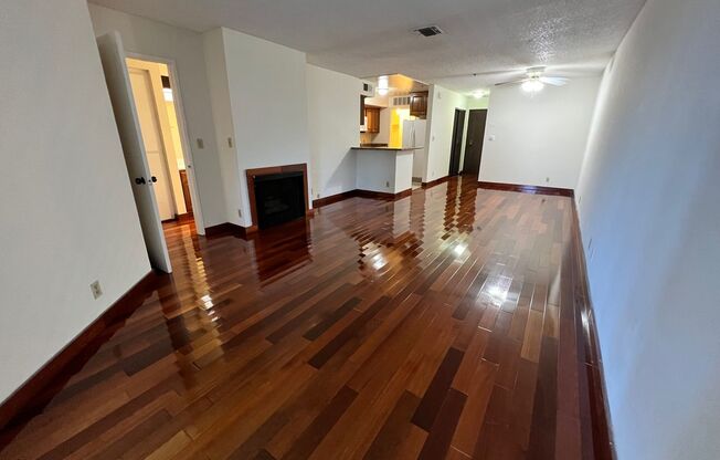 1 BEDROOM/1 BATH APARTMENT - NEAR UCLA CAMPUS & WESTWOOD VILLAGE