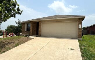 Beautifully 3 Bed, 2 Bath Renovated Home Near Austin – Spacious Layout & Community Perks