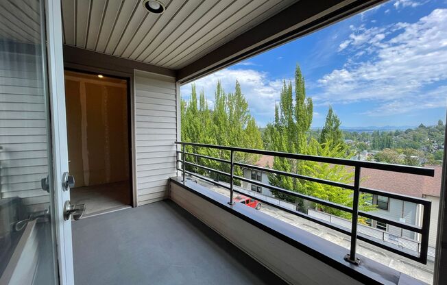 2 beds, 2 baths, 900 sqft, $2,995, Unit 301