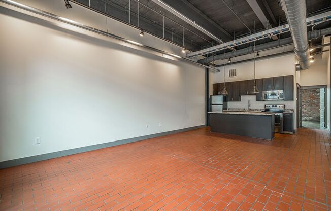 1 bed, 1 bath, $1,575, Unit 727 N. 4th St. Apt. 123