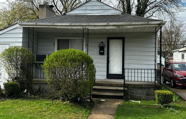 Great Home in Groose pointe