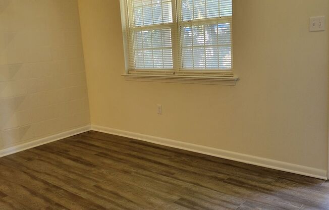 1 bed, 1 bath, 682 sqft, $1,215, Unit GL25008