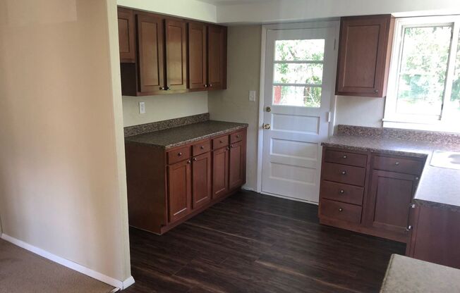 NEWLY RENOVATED 3bd 2ba home in Penn Hills!!