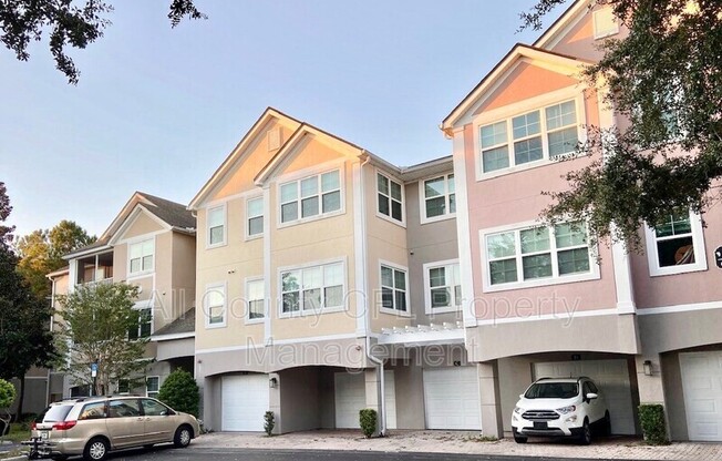 6627 QUEENS BOROUGH AVE