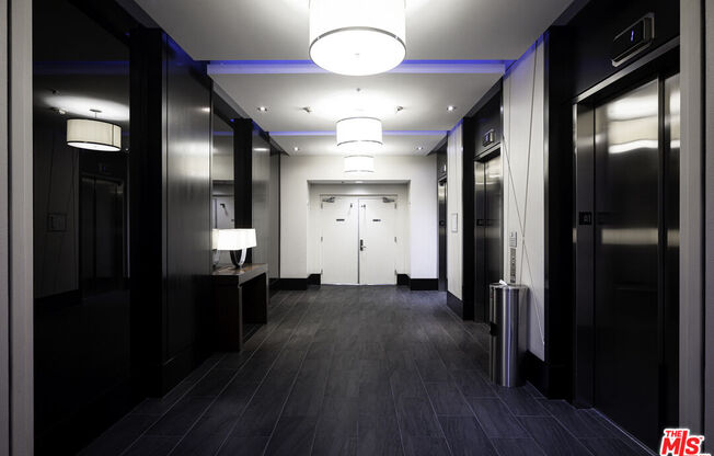 1 bed, 1 bath, 1,030 sqft, $3,200, Unit 1410