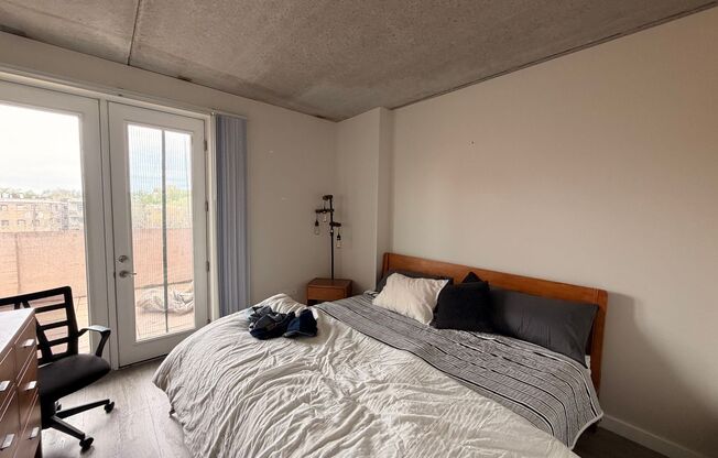 1 bed, 1 bath, 663 sqft, $2,200, Unit 705