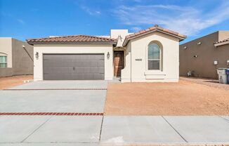 Open and bright Palo Verde Home!