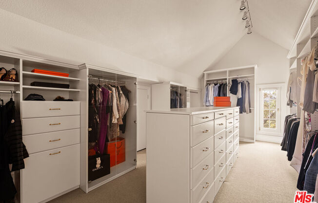10834 PORTOFINO PL