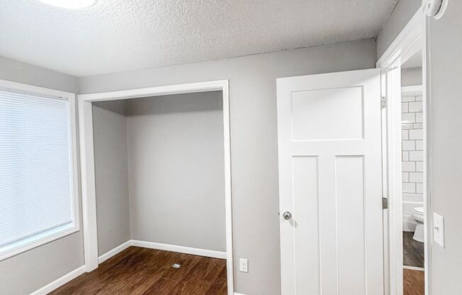 2 beds, 2 baths, 1,096 sqft, $1,575, Unit 1891C