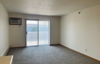 1 bed, 1 bath, 650 sqft, $825, Unit 305