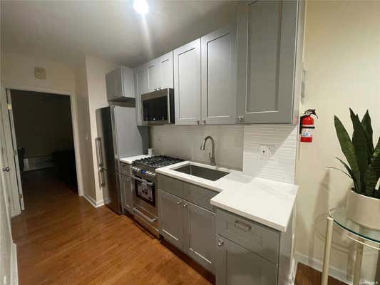 Studio, 1 bath, $2,800