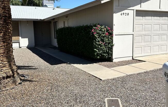 Glendale rental at 49th Ave/Olive