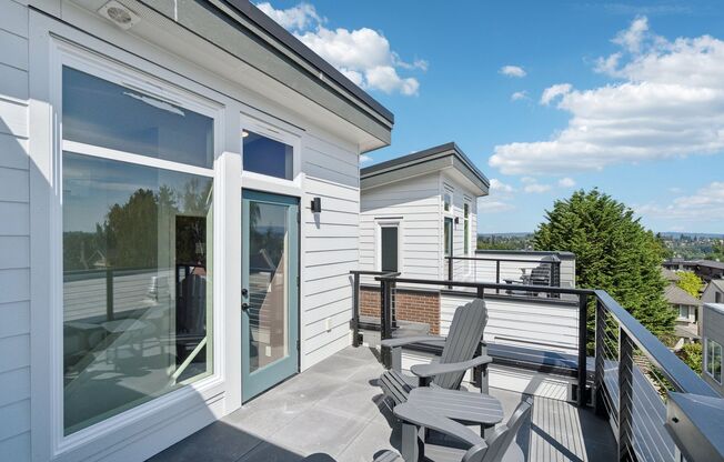 Studio, 1 bath, 144 sqft, $1,049, Unit Unit B3