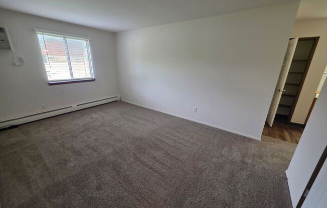 2 beds, 2 baths, 960 sqft, $1,325, Unit 21 - 101