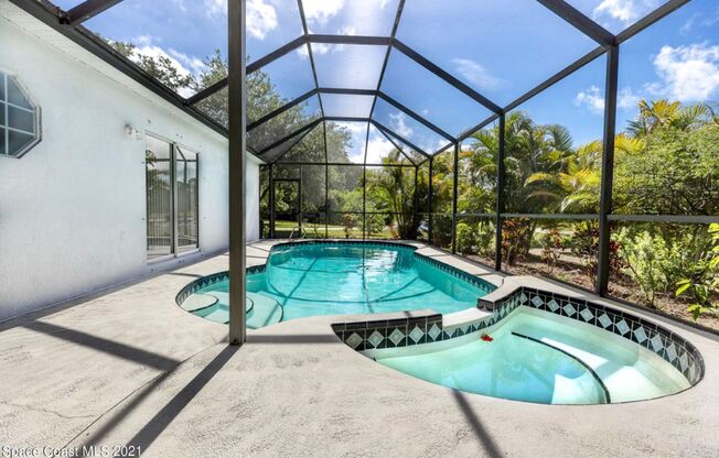 Viera East Pool Home on the Lake AVAILABLE NOW!!