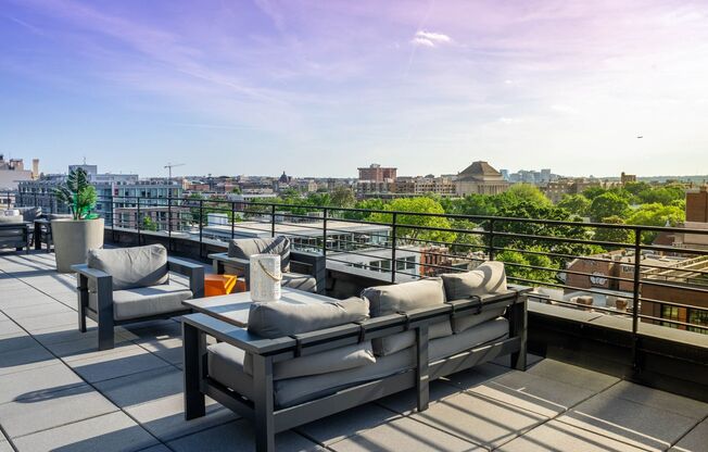 1 bed, 1 bath, $2,650, Unit 702