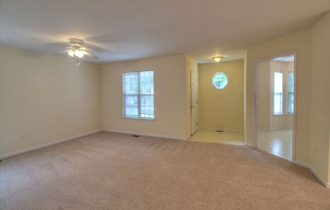 3 Bedroom 2 Bath Home with New Carpet and Large Backyard!