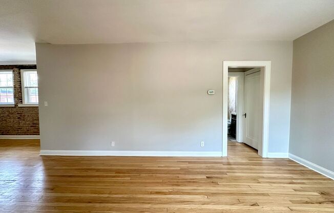 1 bed, 1 bath, 800 sqft, $995