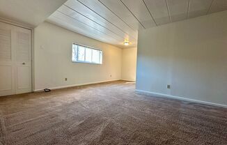2 beds, 1 bath, $1,050, Unit B-19