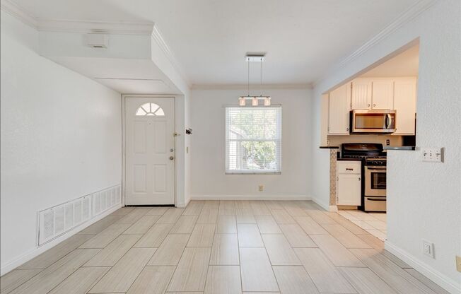 10878 Aderman Ave, Apt 170