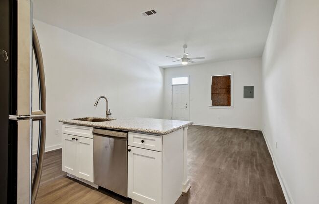 Beautifully Updated 1BR/1BA Apartments – Modern Living Near Historic Lincoln Beach