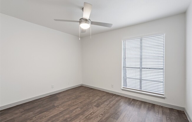 1301 W BEN WHITE BLVD