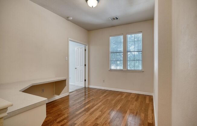 8518 Cahill Dr. #26