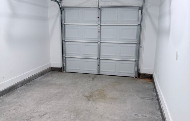 3 beds, 2.5 baths, 1,366 sqft, $1,499, Unit 1359