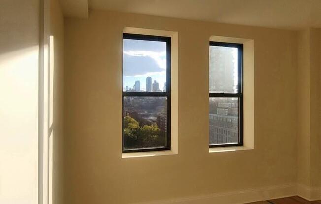 3 beds, 3 baths, $14,000, Unit PHD