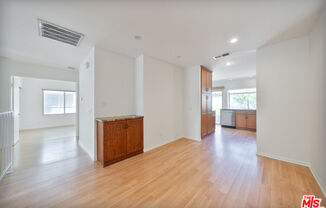 19515 RINALDI ST